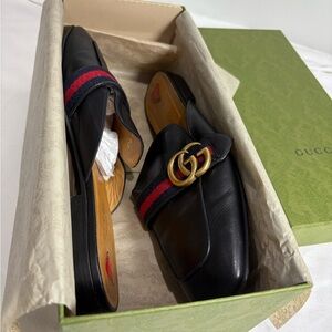 Authentic GUCCI Peyton black leather mules size 39 1/2 9 1/2 with box